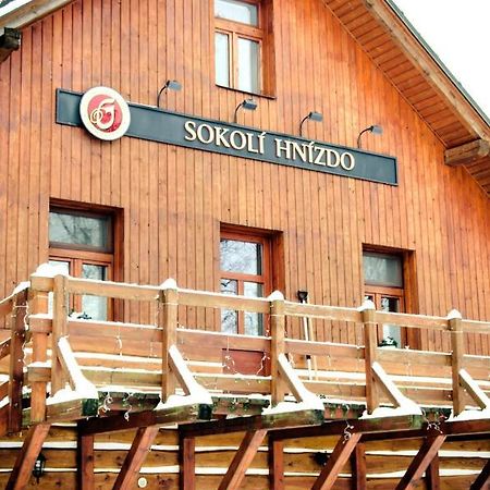 Sokoli Hnizdo Hotel Hlaska Exterior foto