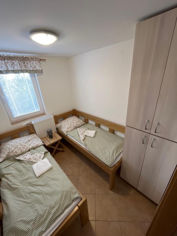 Sokoli Hnizdo Hotel Hlaska Exterior foto